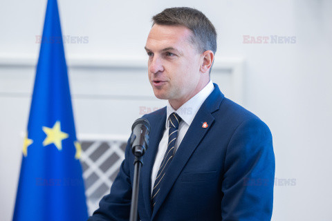 Podpisanie porozumień ws. Wielkopolskich Zakładów Pancernych Hipolita Cegielskiego w Poznaniu