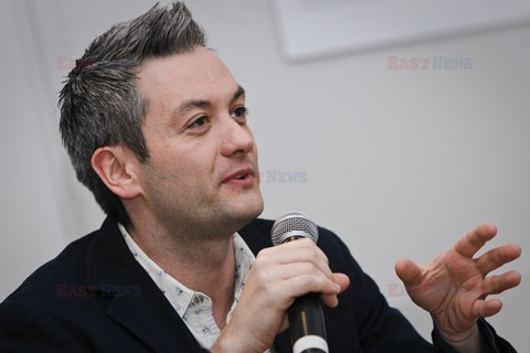 Reporter_baza2