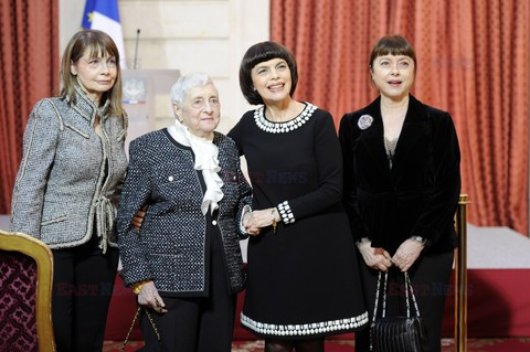 Mireille Mathieu odznaczona przez Sarkozy'ego