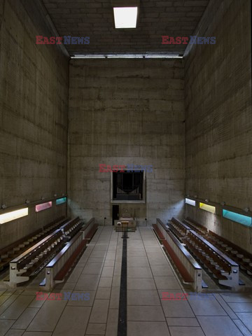 Klasztor Sainte-Marie de la Tourette projektu Le Corbusier  - Indoor Architecture