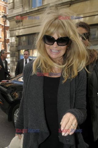 Goldie Hawn leaving her hotel