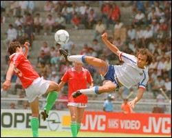 MICHEL PLATINI, PILKARZ FRANCUSKI