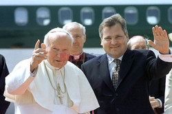 Prezydent Aleksander Kwasniewski bedzie swiadkiem w procesie beatyfikacyjnym Jana Pawla II