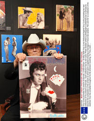 Tony Curtis promuje swoją najnowszą kolekcjię w Harrods