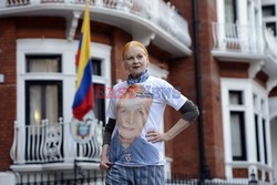 Vivienne Westwood odwiedziła Assange'a