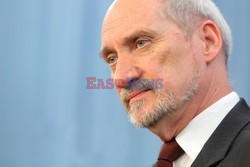 Konferencja Zespołu Macierewicza