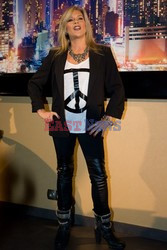 Samantha Fox w Polsce