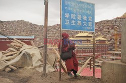 Największa szkoła tybetańska na świecie - AFP