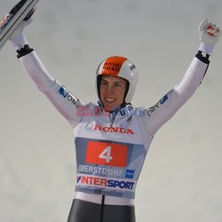 Simon Amman zwyciężył w Oberstdorfie w pierwszym konkursie T4S