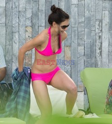 Katie Holmes i Suri Cruise w bikini