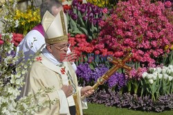 Wielkanocna msza w Watykanie
