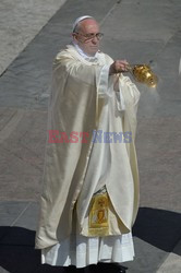 Wielkanocna msza w Watykanie