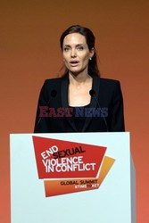 Angelina Jolie przeciwko przemocy seksualnej