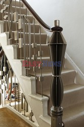 Jedwable tapety w domu projektantki tkanin - Andreas Von Einsiedel