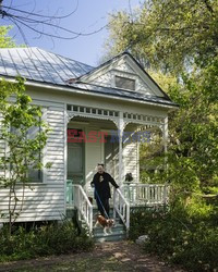 Salle Werner Vaughn w swoim domu w Houston Texas - Andreas Von Einsiedel