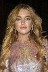 Lindsay Lohan idzie do klubu