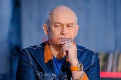 Na planie Hala Odlotow