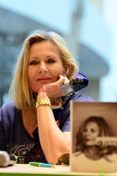Grażyna Szapołowska promuje książkę "Zapomniałam o tobie" w Empik Arkadia