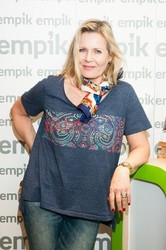 Grażyna Szapołowska promuje książkę "Zapomniałam o tobie" w Empik Arkadia