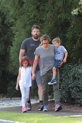  Ben Affleck i Jennifer Garner razem z dziećmi