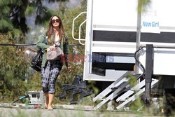 Megan Fox na planie serialu New Girl