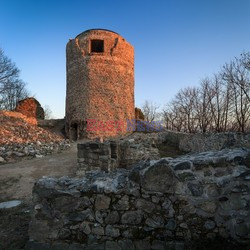 Wleński Gródek - ruiny zamku