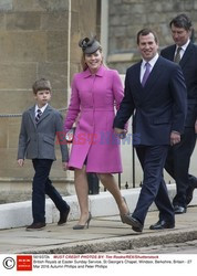 Brytyjska rodzina królewska na mszy wielkanocnej