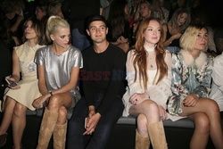 Lindsay Lohan na pokazie mody w Madrycie