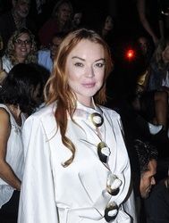 Lindsay Lohan na pokazie mody w Madrycie