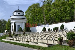 Cmentarze i nagrobki Albin Marciniak