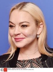 Lindsay Lohan na imprezie DailyMail