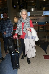 Helen Mirren na lotnisku