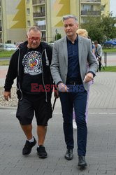 Jurek Owsiak i Robert Biedroń w słupskim szpitalu