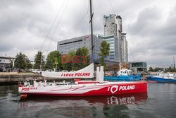 Jacht I love Poland Polskiej Fundacji Narodowej w Gdyni