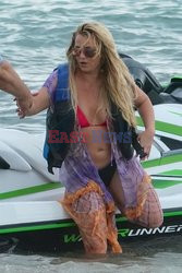 Britney Spears szaleje na skuterze wodnym