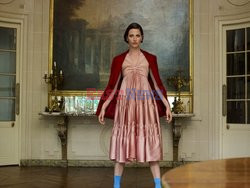 Moda - Dyskretny urok burżuazji - Madame Figaro 1827