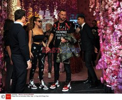 Philipp Plein spaceruje z dziewczyną
