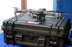 Radiowozy i drony dla stołecznej drogówki