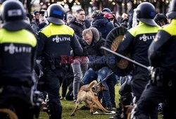Starcia z policją podczas protestu w Amsterdamie