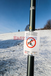 Zakaz zjazdów z górki w Parku Szczęśliwickim