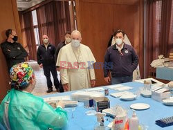 Papież Franciszek odwiedził punkt szczepień dla bezdomnych