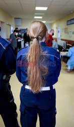 Szczepienie policjantów, strażaków w Szpitalu MSWiA w Krakowie
