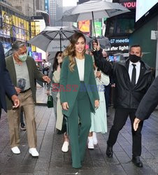 Jessica Alba otwiera giełdę w Nowym Jorku