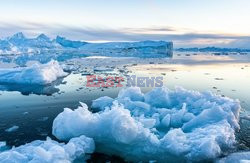 Góry lodowe w pobliżu Ilulissat na Grenlandii