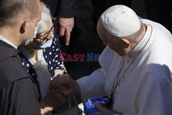 Papież Franciszek ucałował numer obozowy Lidii Maksymowicz