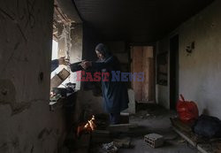 Imigranci w opuszczonych serbskich wioskach - AFP