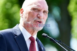 Odsłonięcie pomnika Jana Olszewskiego