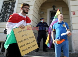 Protest pod ambasadą Węgier przeciw nowemu prawu anty-LGBT