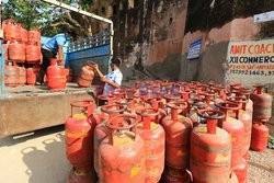 Punkt wymiany butli gazowych w Kalkucie