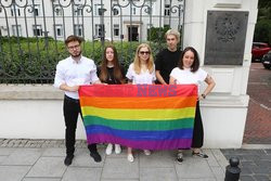 Kampania Przeciw Homofobii przed Ministerstwem Sprawiedliwości